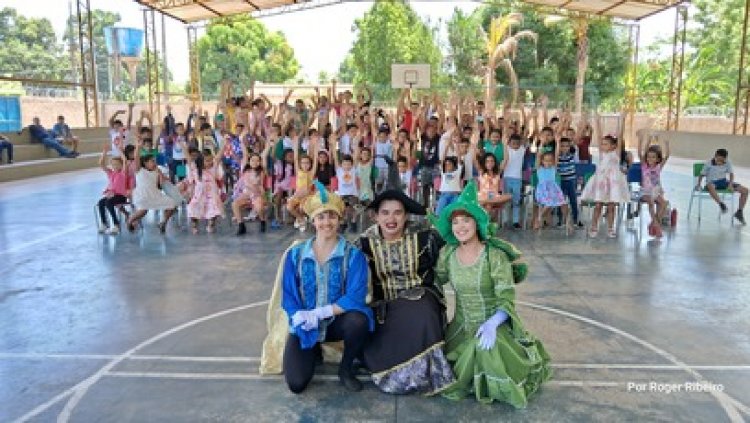 "O Diário da Bruxa" do Grupo Proposta de Teatro marca presença no V FESTE em Teresina