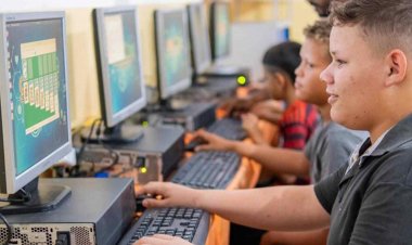 "Escolas Conectadas" leva internet a 68