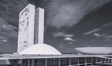 Lula define sucessor de Gleisi Hoffmann